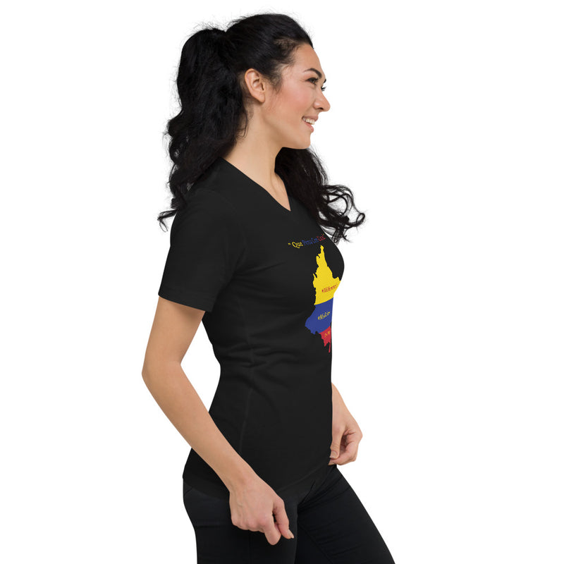 Colombia | Que Pena Con Usted | Mi Herencia | Mis Raices | Unisex Short Sleeve V-Neck T-Shirt
